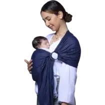 Écharpe De Portage Sling Bleu : pratique, confortable et polyvalente. Fabriquée en coton lin sans nœud à faire. Disponible sur Bebemaman.ma