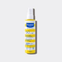 Retrouvez Mustela Spray Lait Solaire Bébé-Enfant très haute protection SPF 50+ 200ml aux meilleurs prix sur Bebemaman.ma . Livraison à domicile !