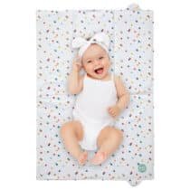 Retrouvez Babycalin Matelas à langer nomade pliant Multicolor Pois aux meilleurs prix sur Bebemaman.ma . Livraison à domicile partout au Maroc. Paiement à la livraison.